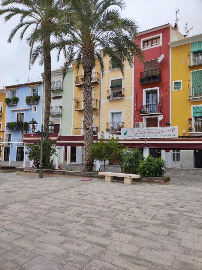 Primera Linea De Mar Con Piscina, Gimnasio Y Parking 2 Hab Y 2 Banos