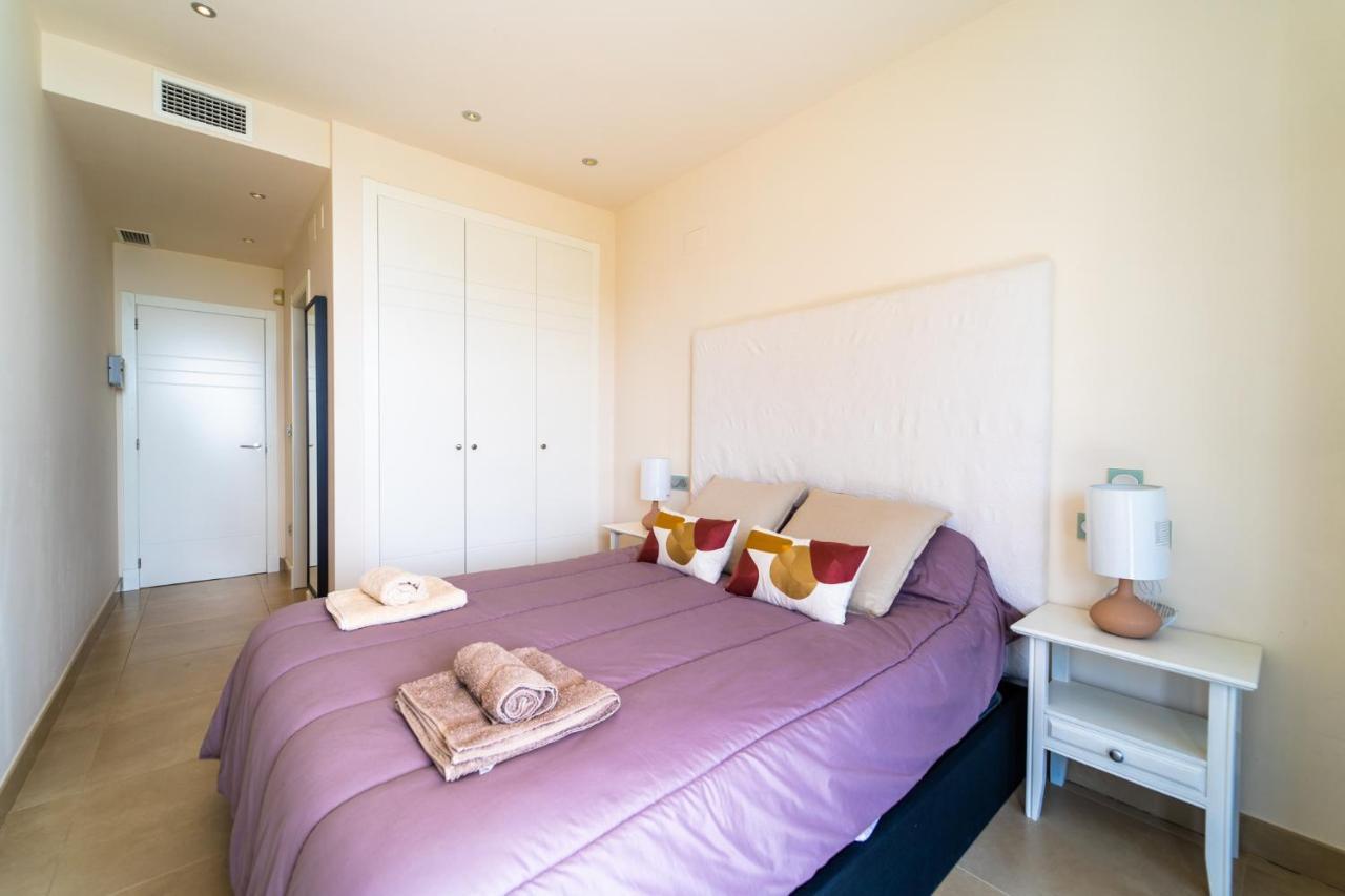 Primera Linea De Mar Con Piscina, Gimnasio Y Parking 2 Hab Y 2 Banos Apartment